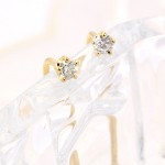 ダイヤモンド　ピアス