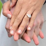 01meghan-markle-engagement-ring.jpg