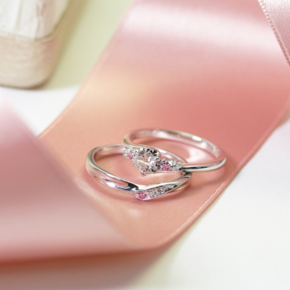 結婚指輪　婚約指輪　ﾋﾟﾝｸﾀﾞｲﾔ　セットリング