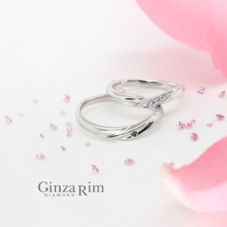 ﾚﾍﾞｯｶ　ﾋﾟﾝｸﾀﾞｲﾔﾓﾝﾄﾞ　結婚指輪